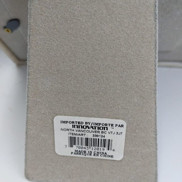 Easter Spring Bunny and Flowers 3D Resin Picture Frame 4x6 " - Picture 7 of 12